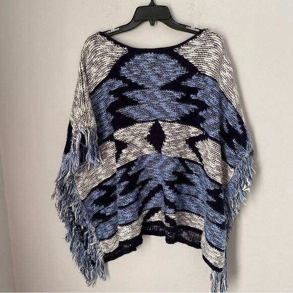 INC Women’s Thick Knit Fringe Detail Aztec Print Poncho - Picture 1 of 3